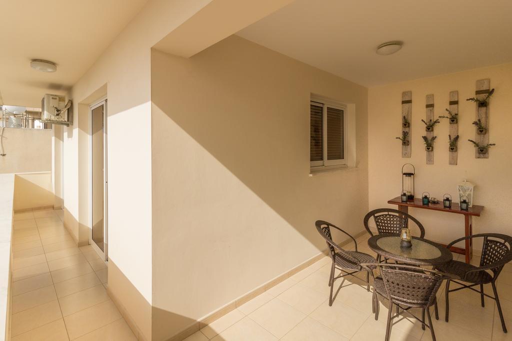 Elena Court Apt 401 Apartment Ларнака Екстериор снимка